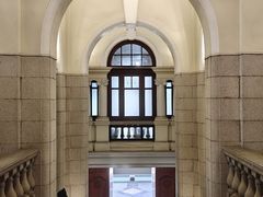 -香港大学