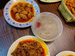 -爆炸头阿姨小四川正宗川味小吃(无任何分店)
