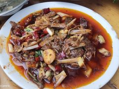 -周记翘脚牛肉