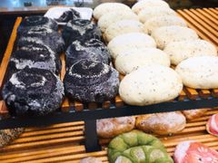 -焙丽拾光(麦凯乐直营店)