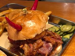 小恶魔牛仔汉堡-Devils’ Brewery小恶魔精酿啤酒(泛海美式熏肉店)