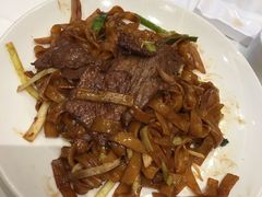 干炒牛河-稻香酒家·34年老字号·港式粤菜(汉街店)