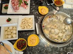 -一席地·本地鸡窝·杭帮鸡火锅(萧山银隆百货店)