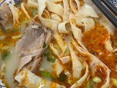 -八百里牛肉汤(盖饭·锅贴·万象城店)