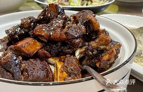 Zhu Family Specialty Nine Flavors - Red Wine Braised Beef