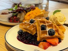 -Common Table · Brunch & Coffee