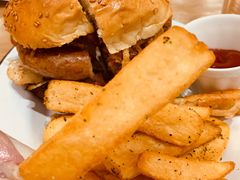 -HELLO 27 意面·沙拉·帕尼尼