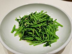 -梅花香里大酒店(郁金香路店)