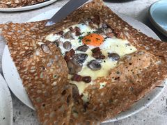 鸡蛋蘑菇熏肉荞麦可丽饼-RAC BAR(安福路店)