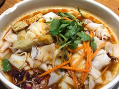 石河子凉皮-西域阿里马新疆菜·清真(桂花路店)