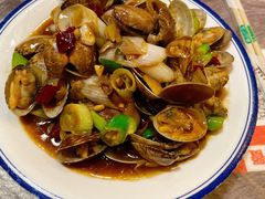 花甲-狮龙啤酒烧烤屋(建二路店)