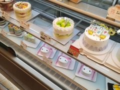 面包甜点陈列柜-BreadTalk面包新语·烘焙蛋糕(高德置地春广场店)