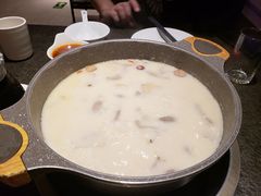 -煲宫猪肚鸡(昆山金鹰国际购物中心店)