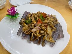 -鹏城人家海鲜酒家·23年老字号(较场尾店)