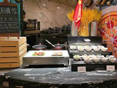 -岷山饭店-芝芝自助餐厅