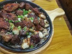 烤肉拼盘-老东镇啤酒屋海鲜加工·蒸汽海鲜·海鲜烧烤(台东店)