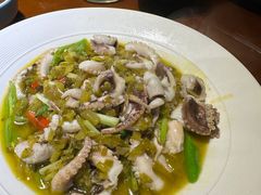 -魏铭鱼头捞饭(晋阳路店)