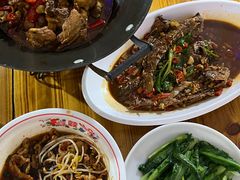 -老三样·美食研究中心(世贸路店)
