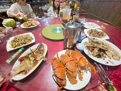 -三亚火车头万人海鲜广场