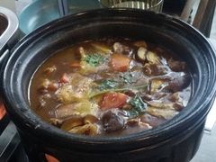 香滑咖喱牛腩煲-长勺子东南亚(街道口店)