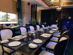 -卡佩罗意大利餐厅及酒吧Al Cappello Trattoria