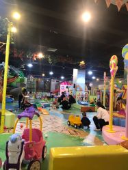 -利奥梦幻主题乐园(爱琴海购物公园店)