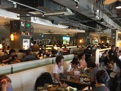 大堂-大头虾越式风味餐厅(光明广场店)