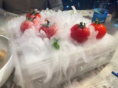 番茄脆菇沙拉-小大董·烤鸭(凤凰汇店)