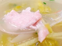 酸菜肉片汤-圆宝台湾小吃(迎津街店)