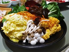 -享月汤皇·海鲜小火锅·聚会(曲江创意谷店)