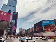 -黄兴南路步行商业街