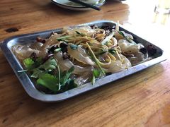 -鹤乡东北菜(崮山路店)