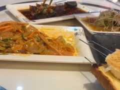 -哈尔滨烧烤·山河村铁锅炖(交大店)