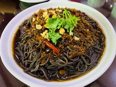-湖南人家湘菜馆(镇江路店)