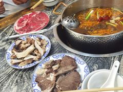 -乳仔牛牦牛汤锅 烤羊排(松潘古城店)