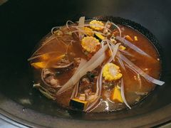 -人民公社铁锅炖·东北菜(卫国道店)