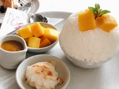 芒果雪冰-Cheevit Cheeva(Sirimangkalajarn)