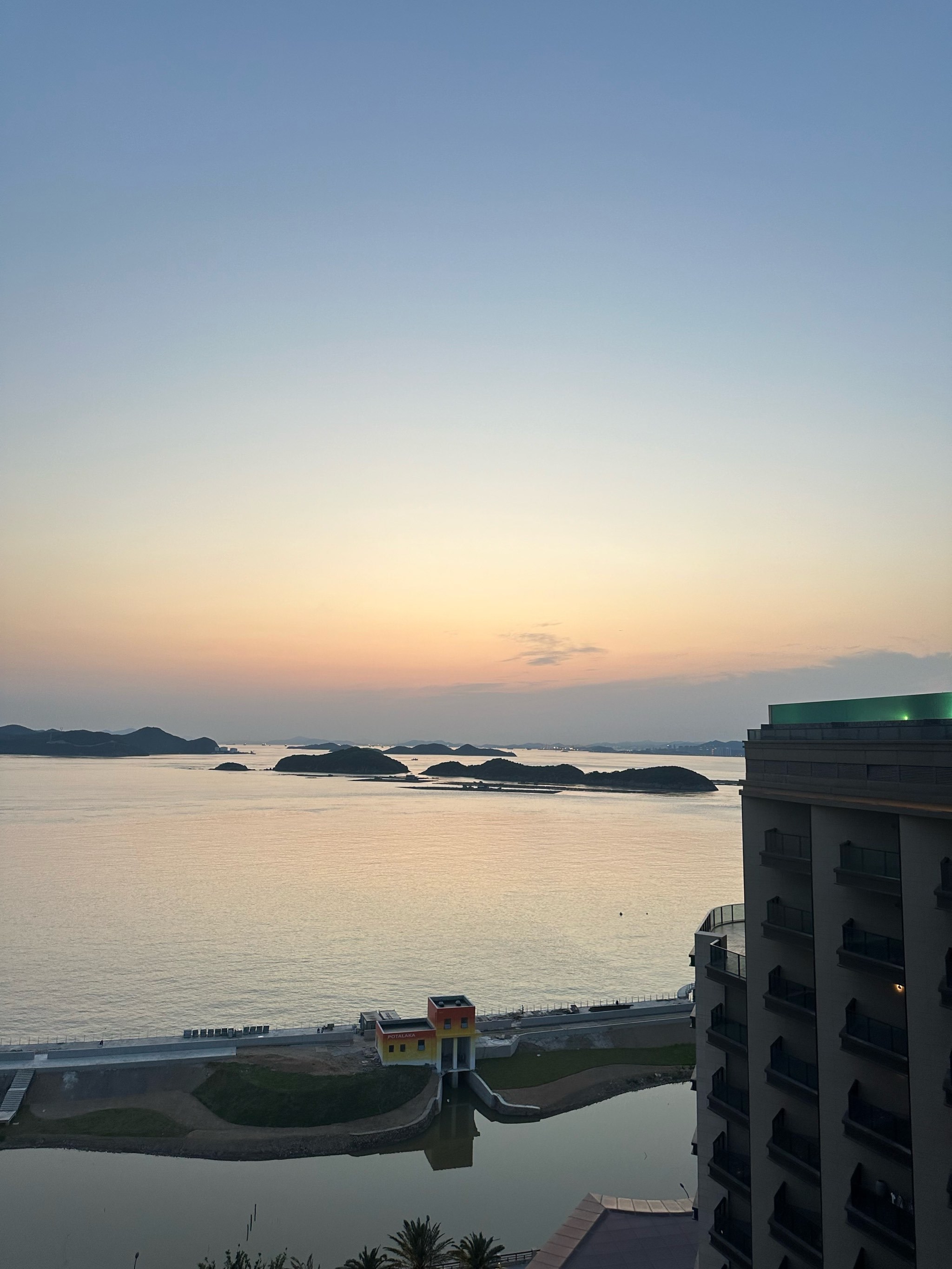 https://qcloud.dpfile.com/pc/pkRHZZ-tCUiruDvgExdEcJa41gx7J4Rz-KGnSnS9qiyietqLHudAnaOHSya7N4YhY0q73sB2DyQcgmKUxZFQtw.jpg