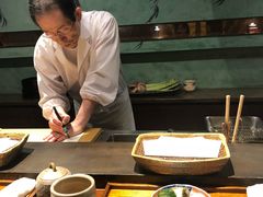 -是山居