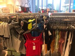 -H&M(鹏欣水游城店)