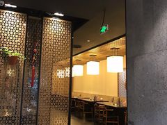-韩宫宴炭火烤肉(中商世界里店)