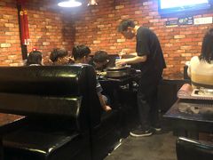 卡座-炙韩料理·部队锅专门店