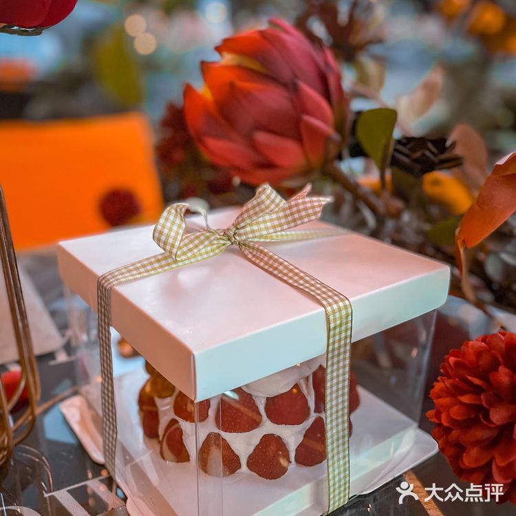 高颜值蛋糕｜吃过最好吃的草莓蛋糕🍰