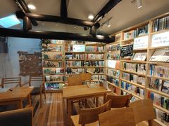-猫的天空之城概念书店(苏州平江店)