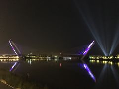 -南京眼步行桥