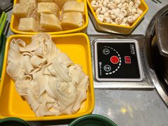 -润园四季椰子鸡火锅(卓越INTOWN店)