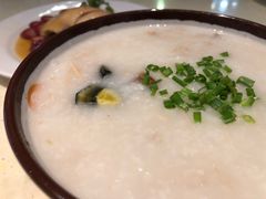 皮蛋瘦肉粥-龙记香港茶餐厅