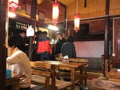 -小锅巴纳西餐厅