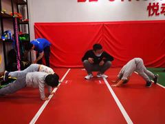 -悦动体能篮球羽毛球网球(三里河店)