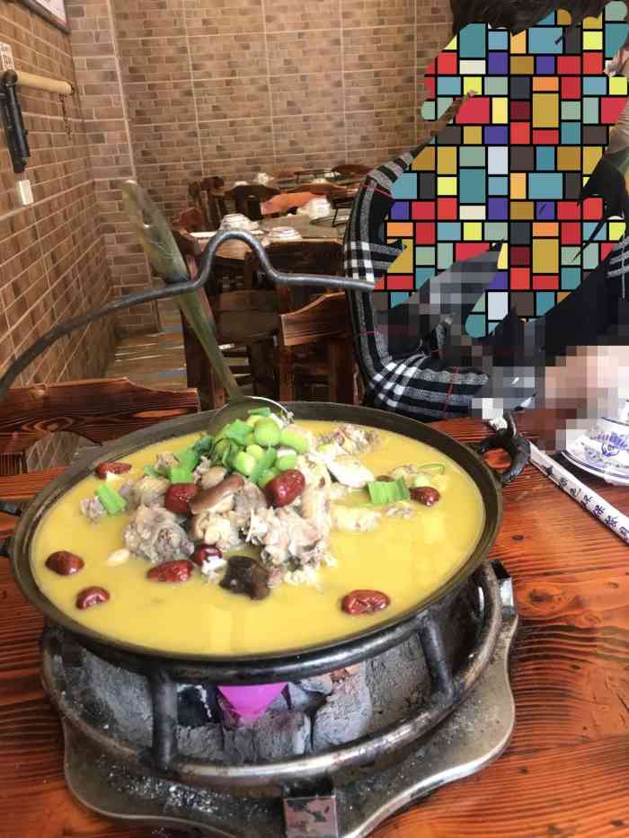 英山味道(洪广店)-"旁边后来的一桌说赶时间结果店家就先给他们.